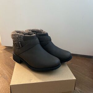 NEW UGG Benson boots